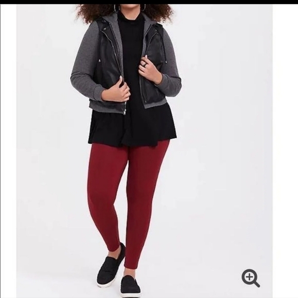 Torrid size 1x red knit leggings - Picture 1 of 9